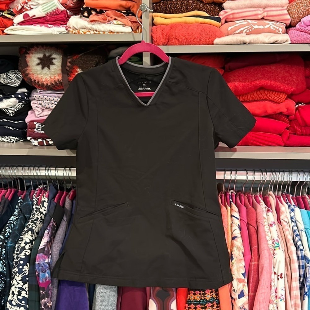 Jaanuu black with gray piping size CS scrub top​